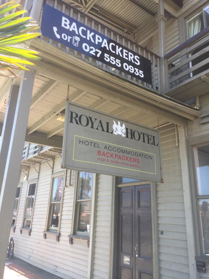 Royal Hotel 오포티키 외부 사진